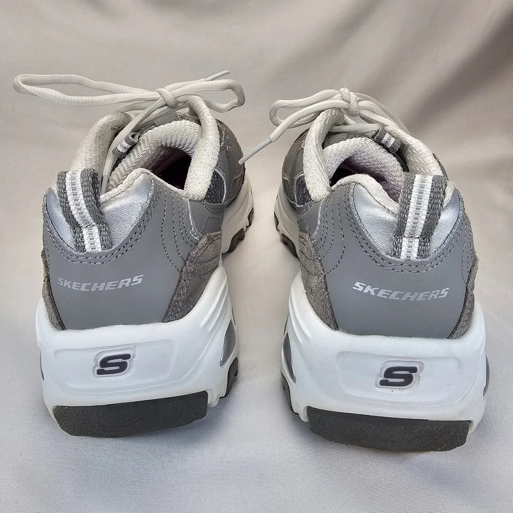 Skechers DLites Women's Size 7 Gray White Chunky Sneakers Air Cooled Memory Foam